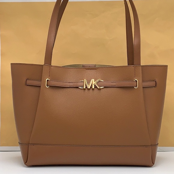 MICHAEL KORS
Reed Large Leather Belted Satchel
Shoulder Handbag Luggage color - Picture 6 of 15